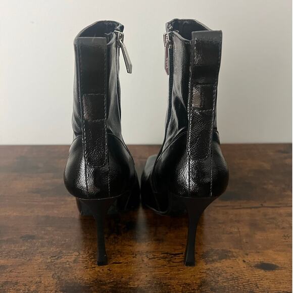 Zara Faux-Patent Leather Ankle Boots Black Stiletto Heel Sz 40 Pointed Toe Goth - Picture 6 of 12